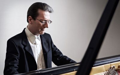 Piano virtuoso Llŷr Williams headlines at festival